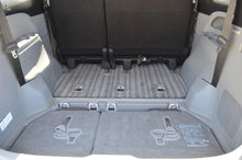 Load image into Gallery viewer, 2006 Toyota Estima-SLASH-Tarago