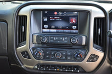 Load image into Gallery viewer, 2015 GMC Sierra 2500HD Denali
